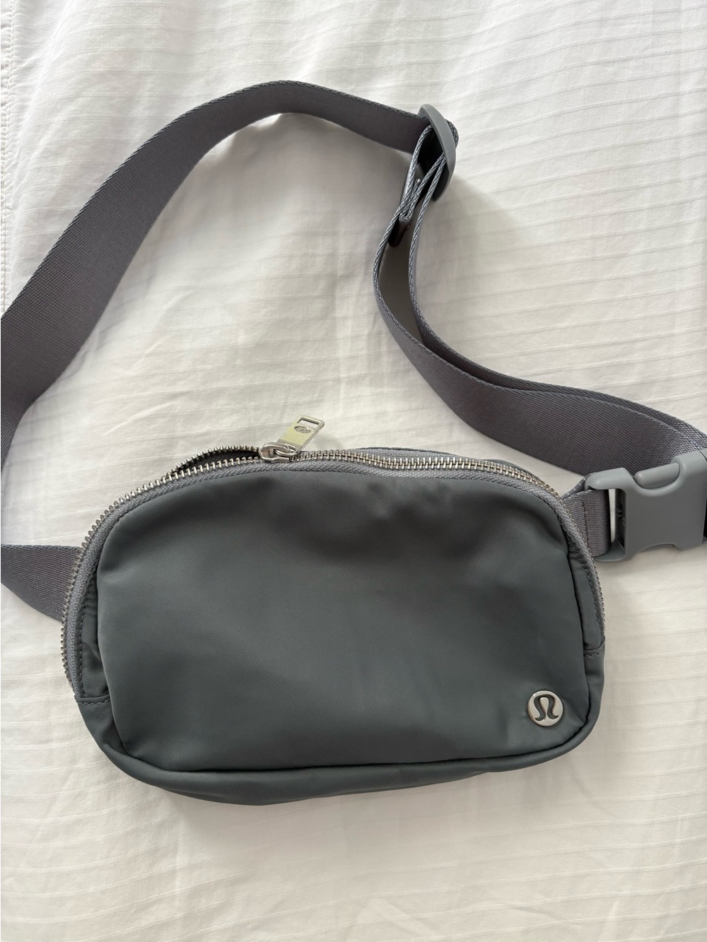 lululemon athletica Grey Everywhere Belt Bag